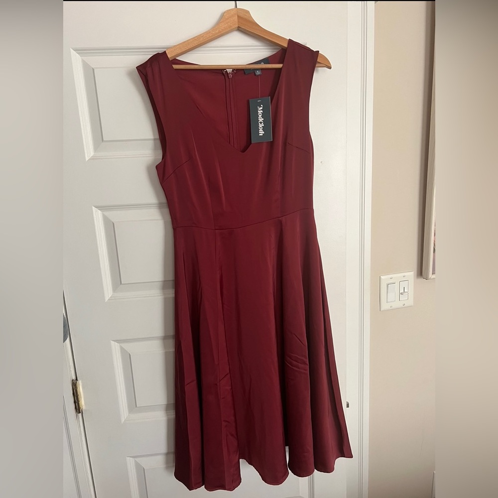 💋 BURGUNDY MODCLOTH DRESS- NWT 💋